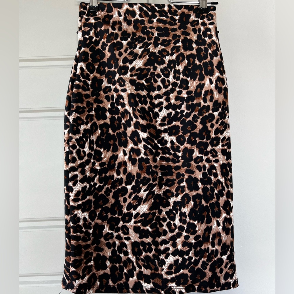 Leopard Print Skirt Size Small